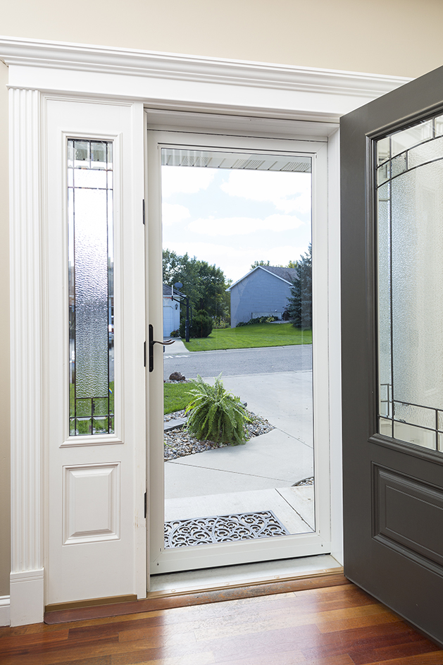 Larson Entry Storm Doors From Western Products Western Products