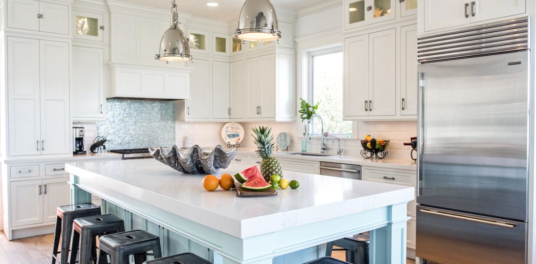 Coastal-Style-White-Kitchen-with-Blue-Island_1-1094x800