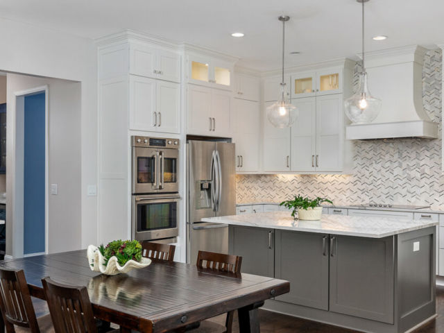 Clean-And-Chic-Pendleton-kitchen-cabinets-feature-1